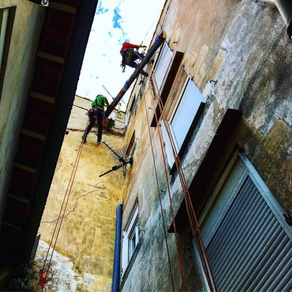 DEMONTAGE TOITURE 03