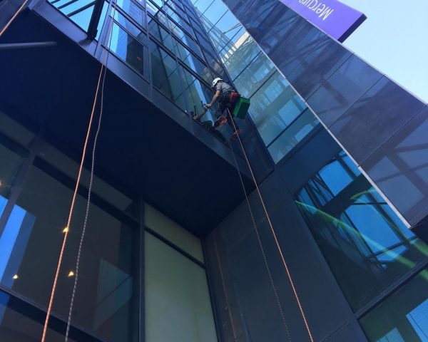 NETTOYAGE MERCURE 10 NETTOYAGE MERCURE 10