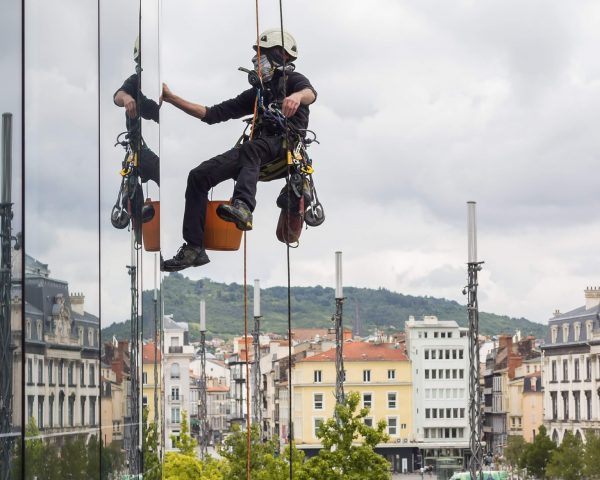 NETTOYAGE MERCURE 12 NETTOYAGE MERCURE 12