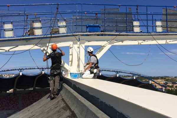 STADE BARRIERE PEINTURE 07